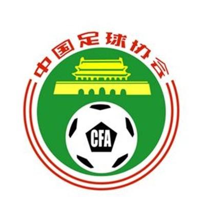 他，斯皮尔伯格，真的活成了偶像的样子。